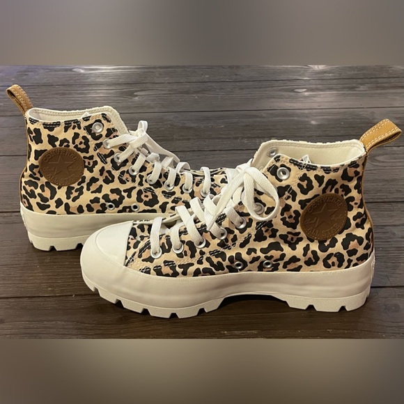 Converse Women’s Leopard Platform Hi Tops - Picture 1 of 8